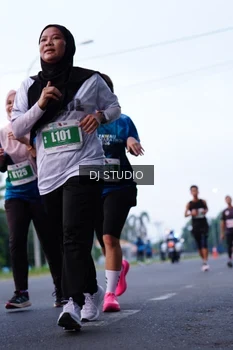 Runner Photo 4852743