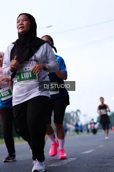 Runner Photo 4852756
