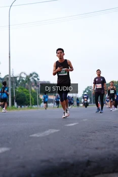 Runner Photo 4852793