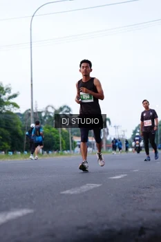 Runner Photo 4852839