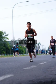 Runner Photo 4852851