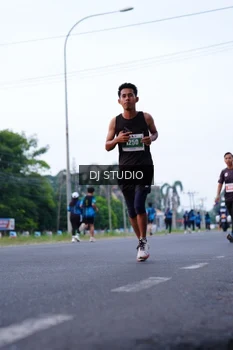 Runner Photo 4852861
