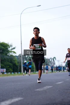Runner Photo 4852874