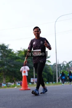 Runner Photo 4852905