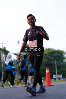 Runner Photo 4852974