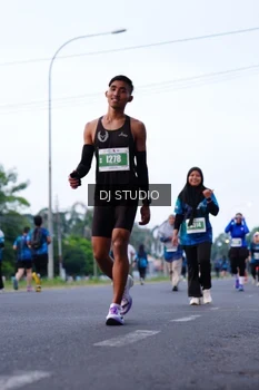 Runner Photo 4853060