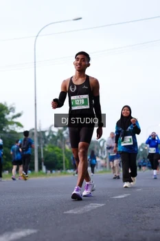 Runner Photo 4853133