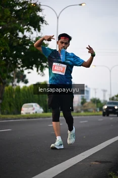 Runner Photo 4853299