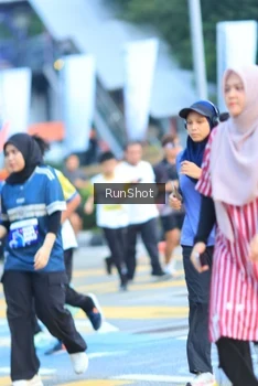 Runner Photo 4853346