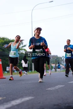 Runner Photo 4853354