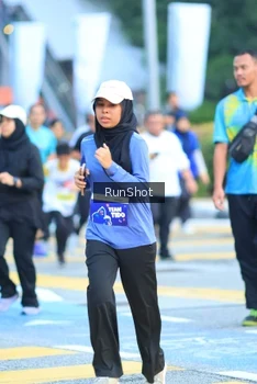 Runner Photo 4853374