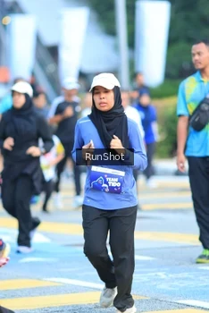 Runner Photo 4853399