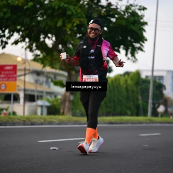 Runner Photo 4853515