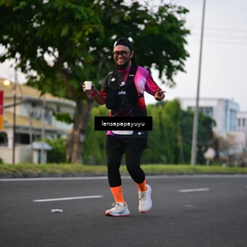 Runner Photo 4853516