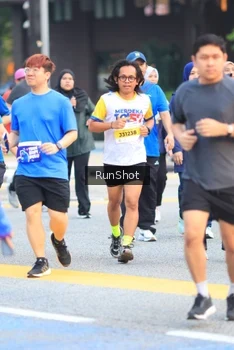 Runner Photo 4853553