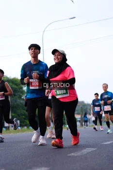 Runner Photo 4853555