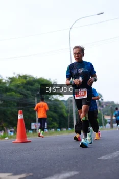 Runner Photo 4853644