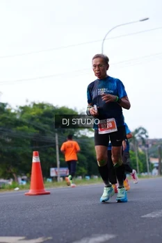 Runner Photo 4853655
