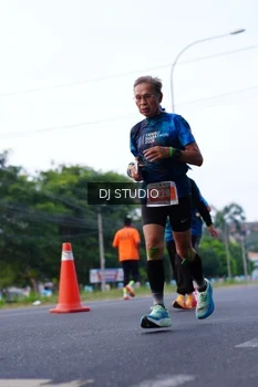 Runner Photo 4853667