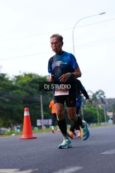 Runner Photo 4853684