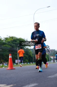 Runner Photo 4853703