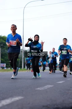 Runner Photo 4853854