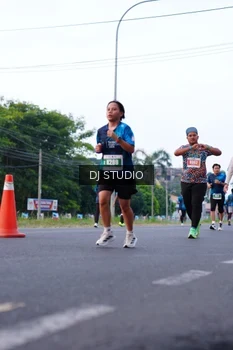 Runner Photo 4853979
