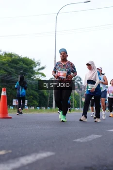 Runner Photo 4854072