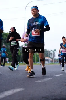 Runner Photo 4854239