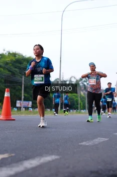Runner Photo 4854251