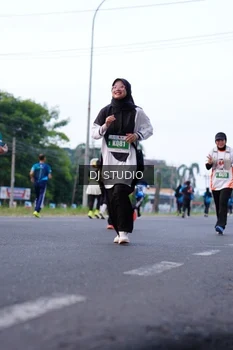 Runner Photo 4854294