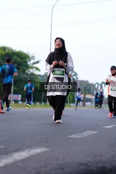 Runner Photo 4854311