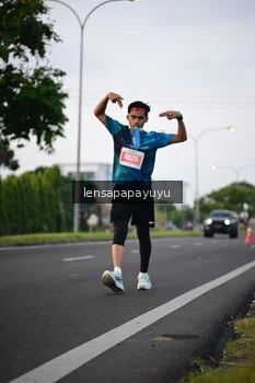 Runner Photo 4854342