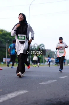 Runner Photo 4854353