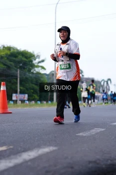 Runner Photo 4854359