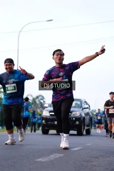 Runner Photo 4854471