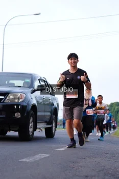 Runner Photo 4854515
