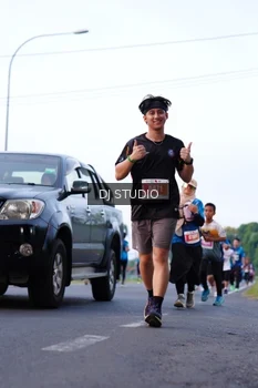 Runner Photo 4854532