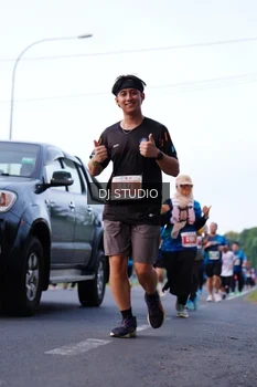 Runner Photo 4854577