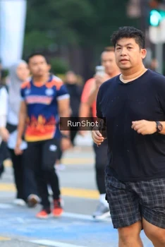 Runner Photo 4854773