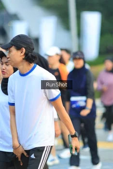 Runner Photo 4854833