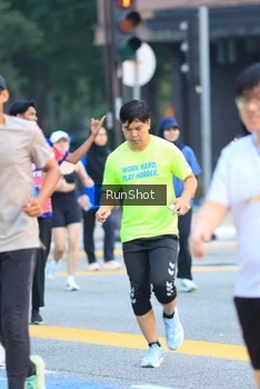Runner Photo 4855056