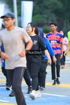 Runner Photo 4855064