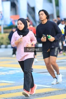 Runner Photo 4855183
