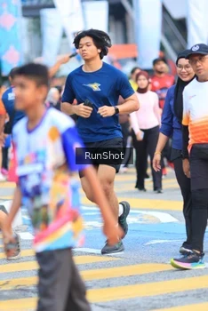 Runner Photo 4855301