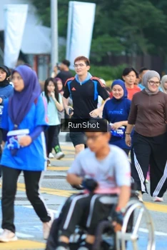Runner Photo 4855400