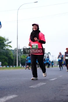 Runner Photo 4855503