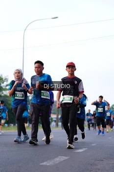Runner Photo 4855553