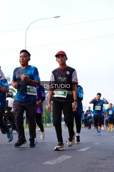Runner Photo 4855599