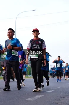Runner Photo 4855606